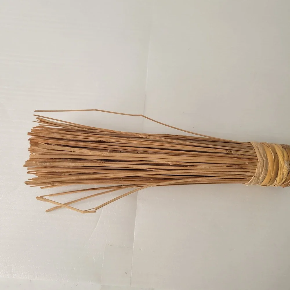 Vintage Chinese Straw Cake Tester Bundle – Woven Natural Fiber Holder